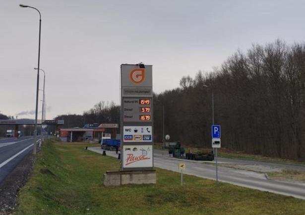 Gas Truck Centrum Holíč Exterior foto